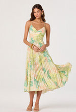Load image into Gallery viewer, ASTR THE LABEL-BLYTHE DRESS IN GREEN PEACH TROPICAL
