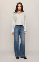 Load image into Gallery viewer, Z SUPPLY-FAVORITE STRIPED BUTTON UP TOP WHITE
