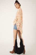 Load image into Gallery viewer, FREE PEOPLE-ROMA SUEDE TOTE
