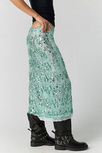 Load image into Gallery viewer, FREE PEOPLE- PARTY TRICK HALF SLIP SKIRT
