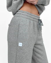 Load image into Gallery viewer, FLORENCE BY MILLS-WIDE LEG SWEATPANT
