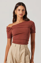 Load image into Gallery viewer, ASTR THE LABEL-SAYLAH TOP
