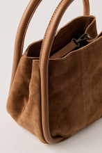 Load image into Gallery viewer, FREE PEOPLE-BARLOW BUCKET BAG
