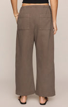 Load image into Gallery viewer, Z SUPPLY-KIT TWILL CARPENTER PANT PEBBLE COAST
