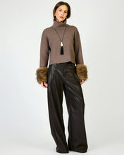 Load image into Gallery viewer, LINE AND DOT- HADLEY SWEATER
