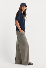 Load image into Gallery viewer, GOOD AMERICAN-THE PULL ON TROUSER
