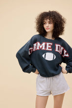 Load image into Gallery viewer, DAYDREAMER-GAME DAY CREW SWEATSHIRT
