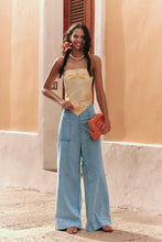 Load image into Gallery viewer, FREE PEOPLE- BREEZY DENIM PULL ON
