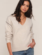 Load image into Gallery viewer, HEARTLOOM-LUCENA SWEATER
