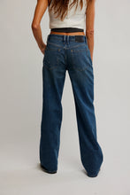 Load image into Gallery viewer, FREE PEOPLE-TENNESSEE LOW RISE DENIM IN OUTLAW
