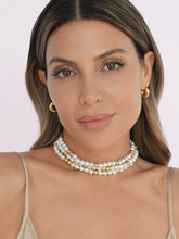 Load image into Gallery viewer, ETTIKA-PEARL ROW CHOKER
