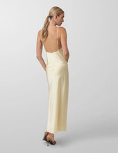 Load image into Gallery viewer, LINE AND DOT-EMEL MAXI DRESS
