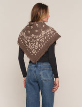 Load image into Gallery viewer, HEARTLOOM-LUMMIE SCARF
