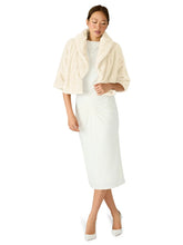 Load image into Gallery viewer, STEVE MADDEN- HESTIA COAT
