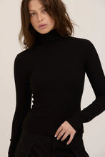Load image into Gallery viewer, PROJECT SOCIAL T- FRANKLIN LONG SLEEVE TOP
