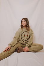 Load image into Gallery viewer, PROJECT SOCIAL T- HEART EYES JOGGER
