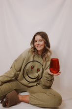 Load image into Gallery viewer, PROJECT SOCIAL T- WINE EYES SWEATSHIRT
