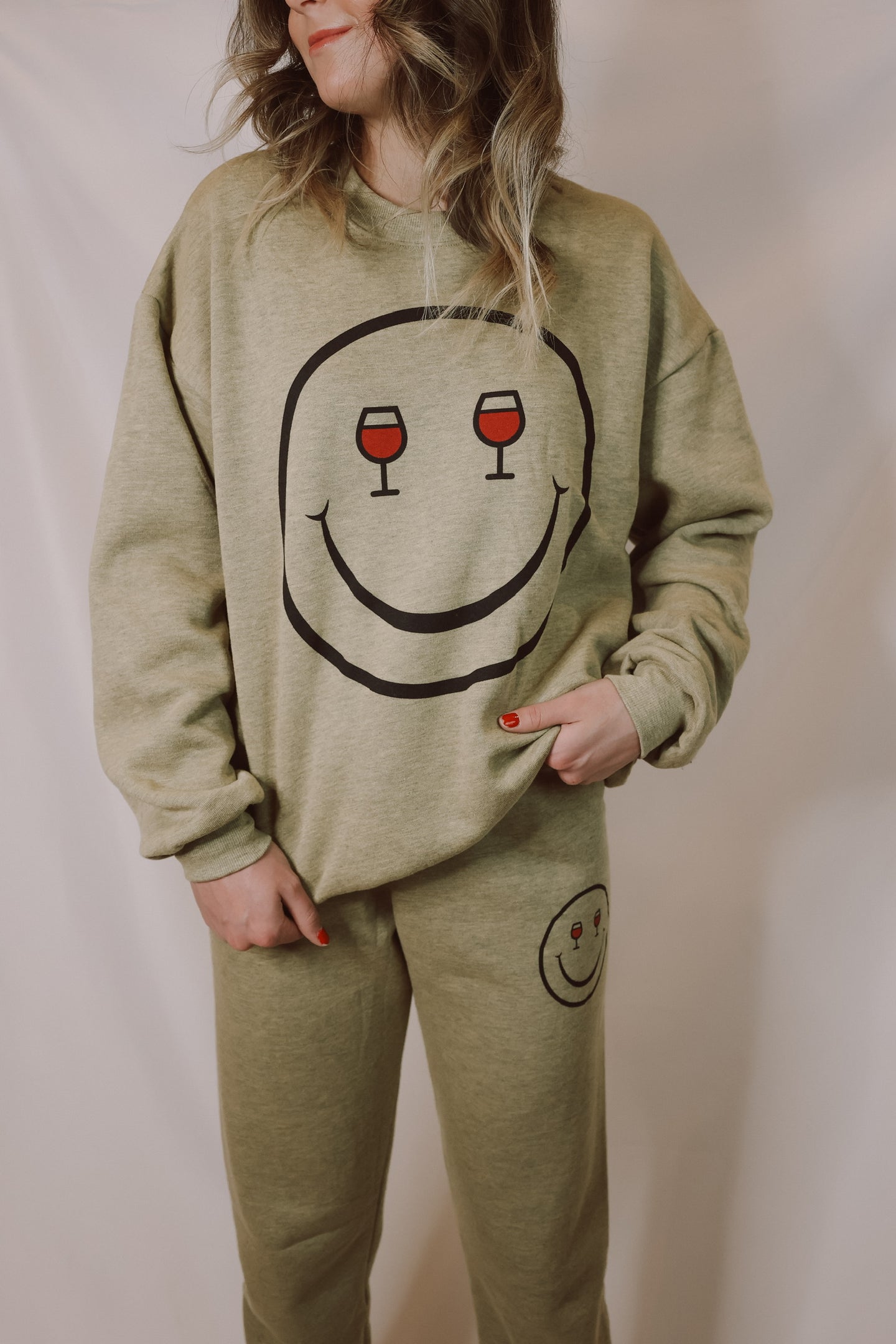 PROJECT SOCIAL T- WINE EYES SWEATSHIRT