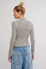 Load image into Gallery viewer, FREE PEOPLE-LAKE HENLEY STRIPE TOP
