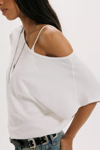 Load image into Gallery viewer, FREE PEOPLE- PEGGY TEE
