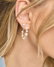 Load image into Gallery viewer, MELINDA MARIA-SHE’S AN ICON PEARL HOOPS 1”
