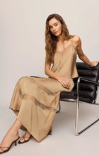 Load image into Gallery viewer, Z SUPPLY-KORI LACE SKIRT
