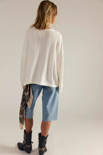 Load image into Gallery viewer, FREE PEOPLE-DAWSON POCKET THERMAL TOP
