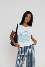 Load image into Gallery viewer, SUNNY SOMEWHERE-ITALIA STAMP FEMME CREW
