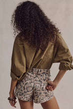 Load image into Gallery viewer, FREE PEOPLE-WE THE FREE NOW OR NEVER DENIM SHORT IN BROWN SUGAR
