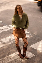 Load image into Gallery viewer, FREE PEOPLE-FLOCKED FLORAL TIGHT

