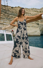 Load image into Gallery viewer, Z SUPPLY-FLARED ASHA FLORAL JUMPSUIT
