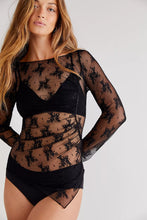 Load image into Gallery viewer, FREE PEOPLE- FULL BLOOM LAYERING TOP
