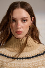 Load image into Gallery viewer, DELUC-CINNAMON TURTLE NECK SWEATER
