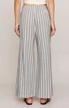 Load image into Gallery viewer, Z SUPPLY-SCOUT KNIT STRIPED PANT
