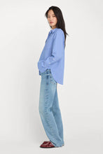 Load image into Gallery viewer, GOOD AMERICAN-SOFT TECH GOOD TRUE STRAIGHT JEANS
