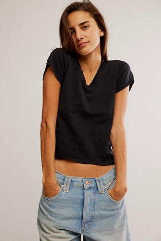 FREE PEOPLE-THE TEE THAT GOT AWAY BLACK