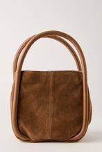 Load image into Gallery viewer, FREE PEOPLE-BARLOW BUCKET BAG
