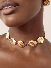Load image into Gallery viewer, ETTIKA-LIQUID LUXE STATEMENT CHOKER
