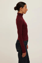 Load image into Gallery viewer, PROJECT SOCIAL T- FRANKLIN LONG SLEEVE TOP
