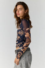 Load image into Gallery viewer, FREE PEOPLE- JESSA LONG SLEEVE
