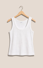 Load image into Gallery viewer, Z SUPPLY- ROWE SCOOP TANK IN WHITE
