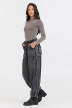 Load image into Gallery viewer, Vintage Havana- Washed Taupe Seamless Mock Neck Top
