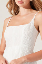 Load image into Gallery viewer, ASTR THE LABEL-ELLIE DRESS
