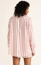 Load image into Gallery viewer, Z SUPPLY-THE PERFECT LINEN TOP CABANA RED
