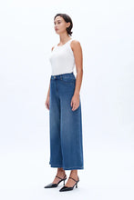 Load image into Gallery viewer, BAYEAS-HIGH RISE WIDE LEG DENIM
