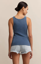 Load image into Gallery viewer, Z SUPPLY- CLASSIC SCOOP TANK
