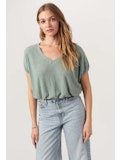 PROJECT SOCIAL T-CERISE V NECK BUBBLE RIB TEE IN CHAMELEON