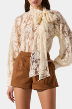 Load image into Gallery viewer, ASTR THE LABEL-JUDE SHORTS IN CAMEL
