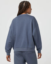 Load image into Gallery viewer, FLORENCE BY MILLS-OVERSIZED SWEATSHIRT IN OMBRÉ
