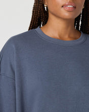 Load image into Gallery viewer, FLORENCE BY MILLS-OVERSIZED SWEATSHIRT IN OMBRÉ
